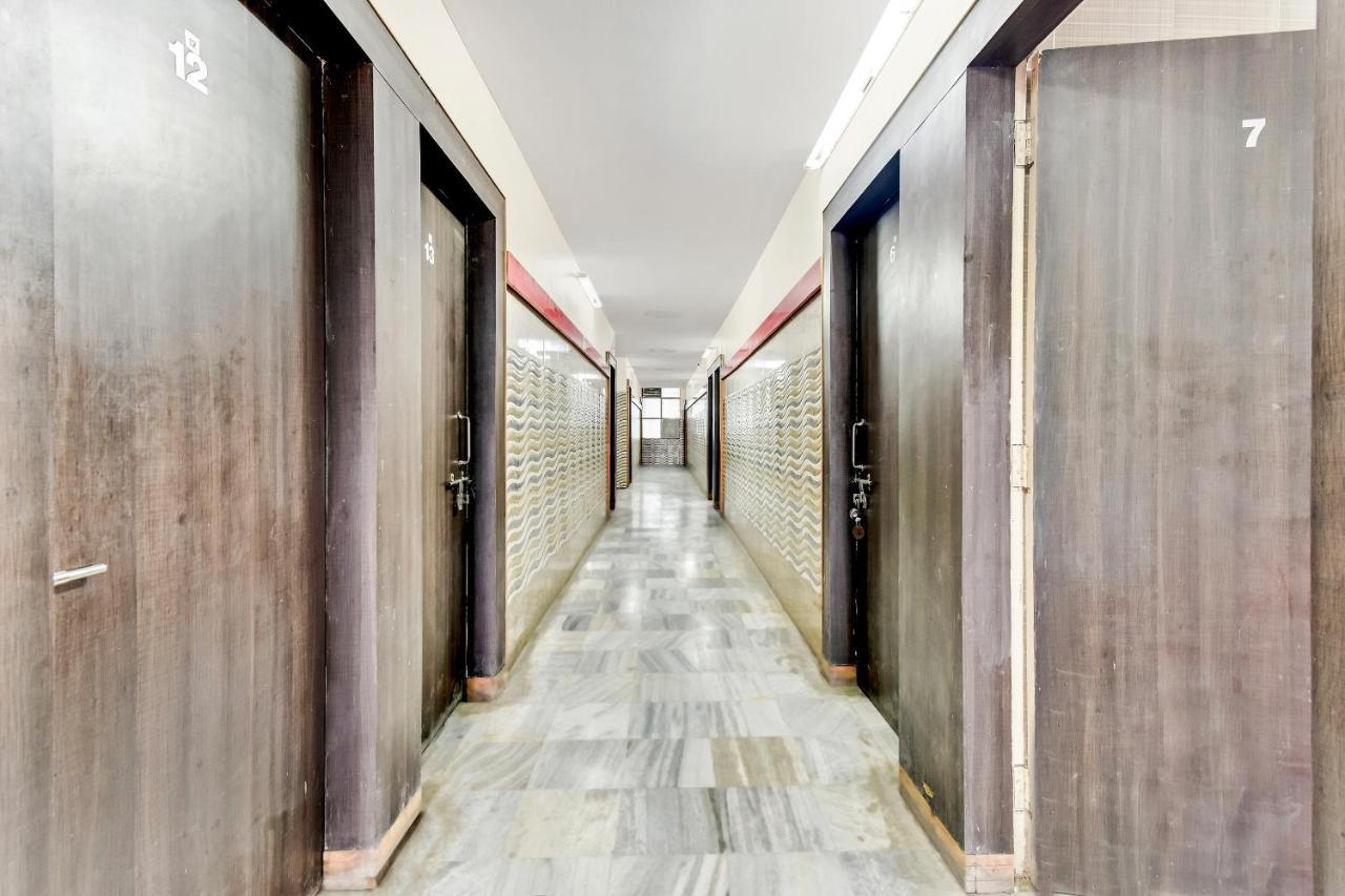 Spot On 40292 Hotel Shangrila Inn Аурангабад Екстер'єр фото